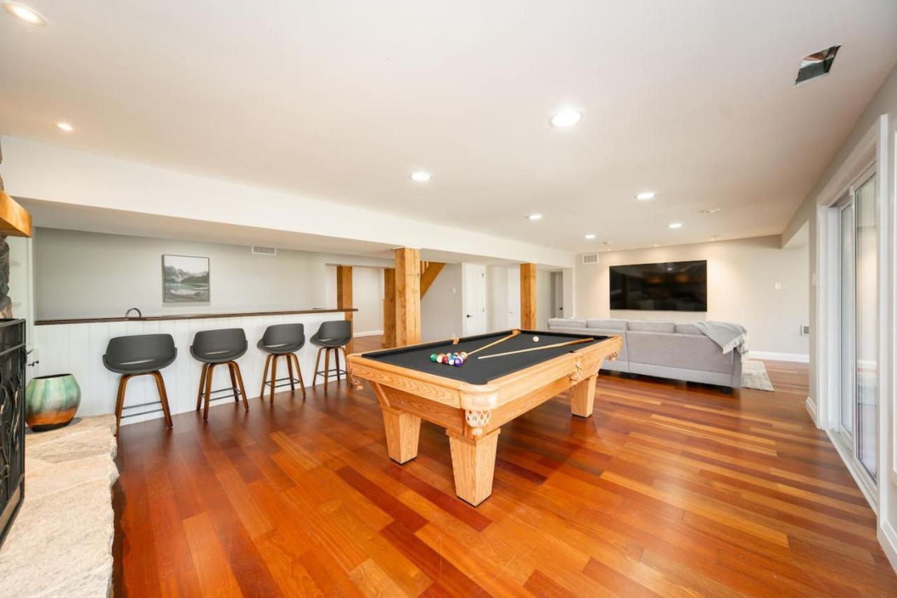 Villa Muskokawaterfront Pooltable 98Tv 6Acres Huntsville Exterior foto